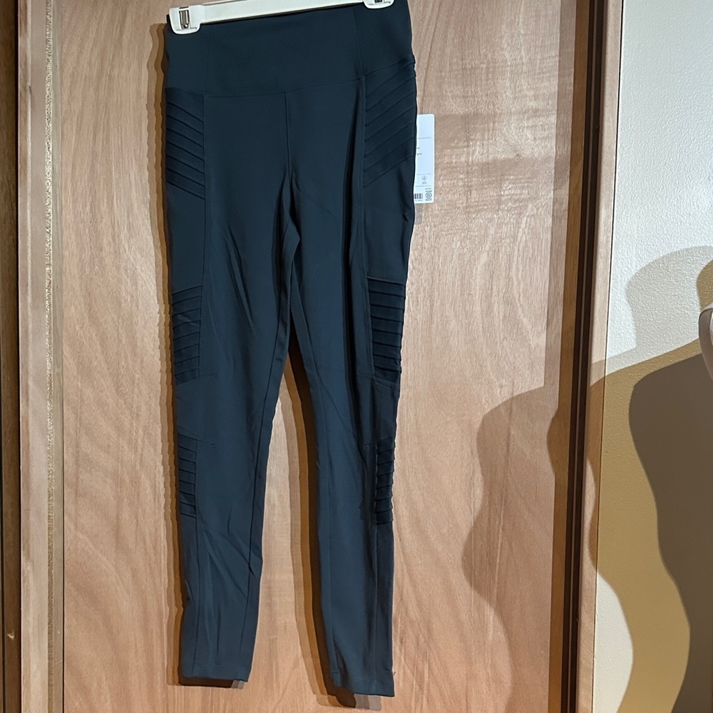 Athleta gray delancey moto tight Leggings